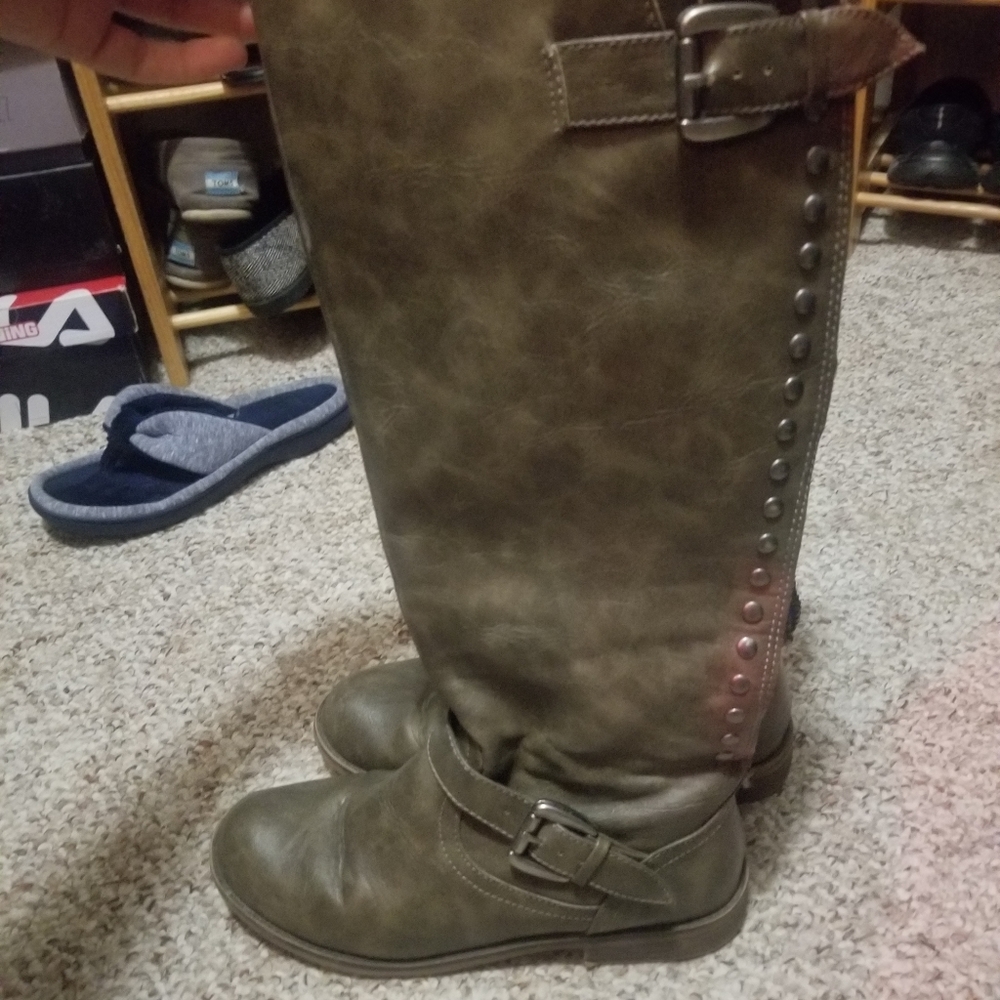 Grey Riding Boots - Picture 6 of 7